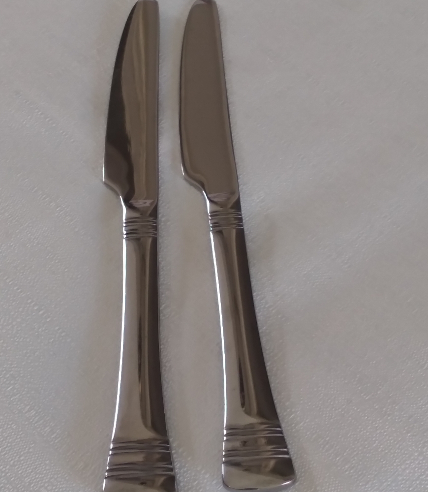 Cambridge stainless steel flatware dinner knives